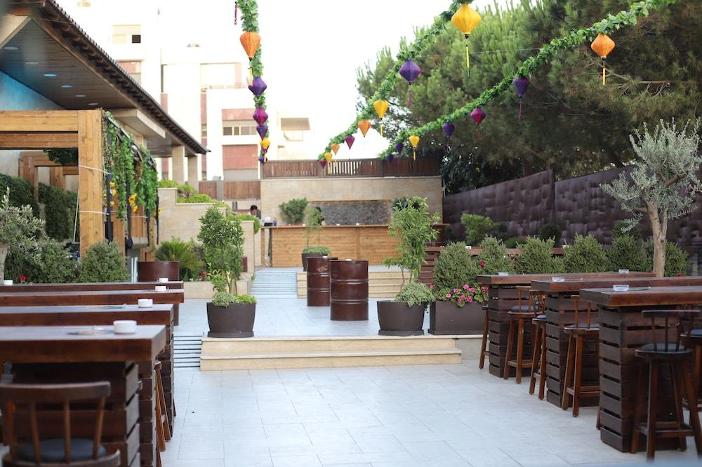 The Sanrock Hotel Amman Dış mekan fotoğraf